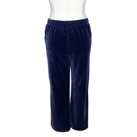St. John Spa Blue Velvet Sweatpants - Picture 4 of 13